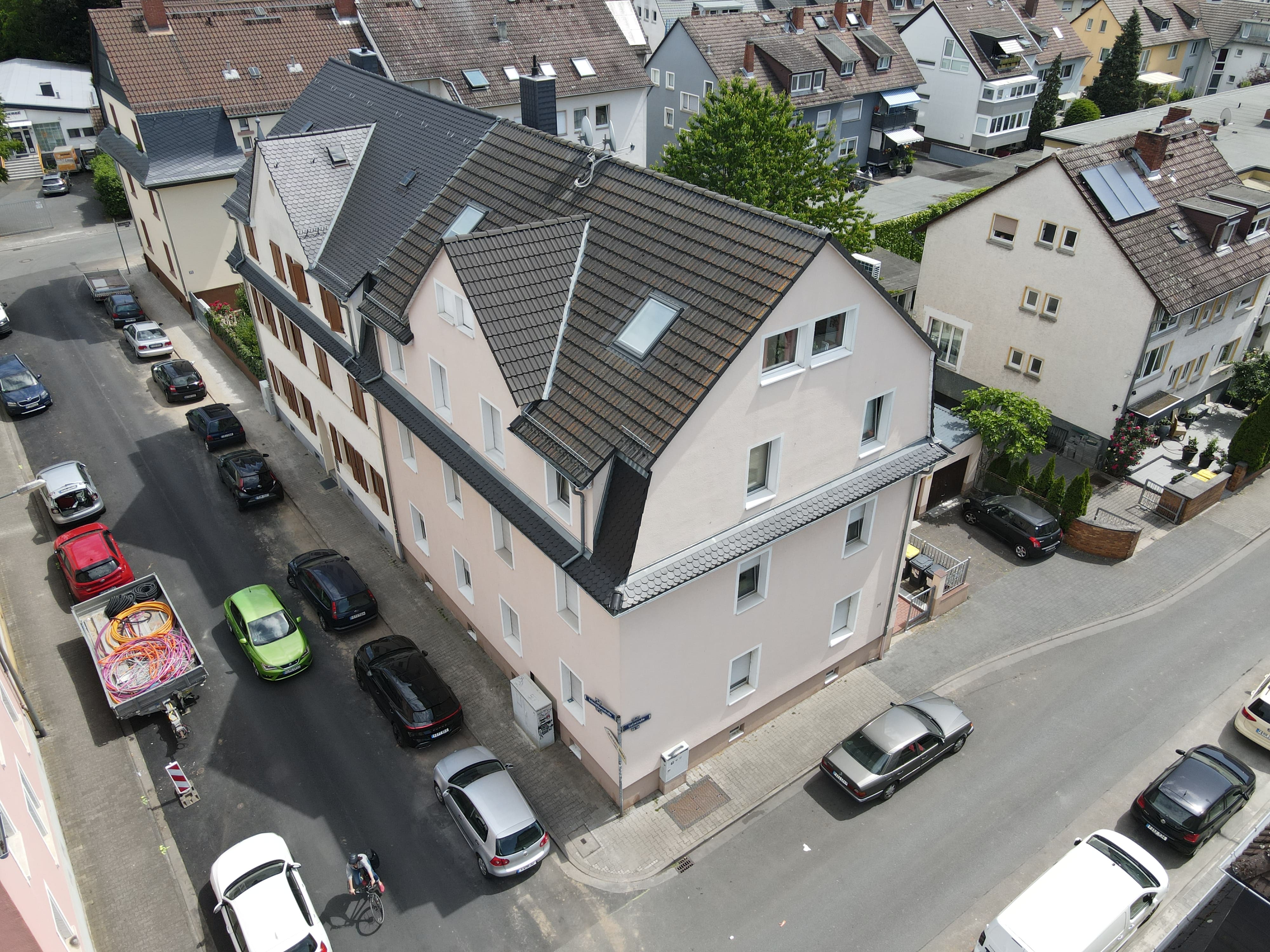 Lotzstrasse 24 · Cinematic Aerial